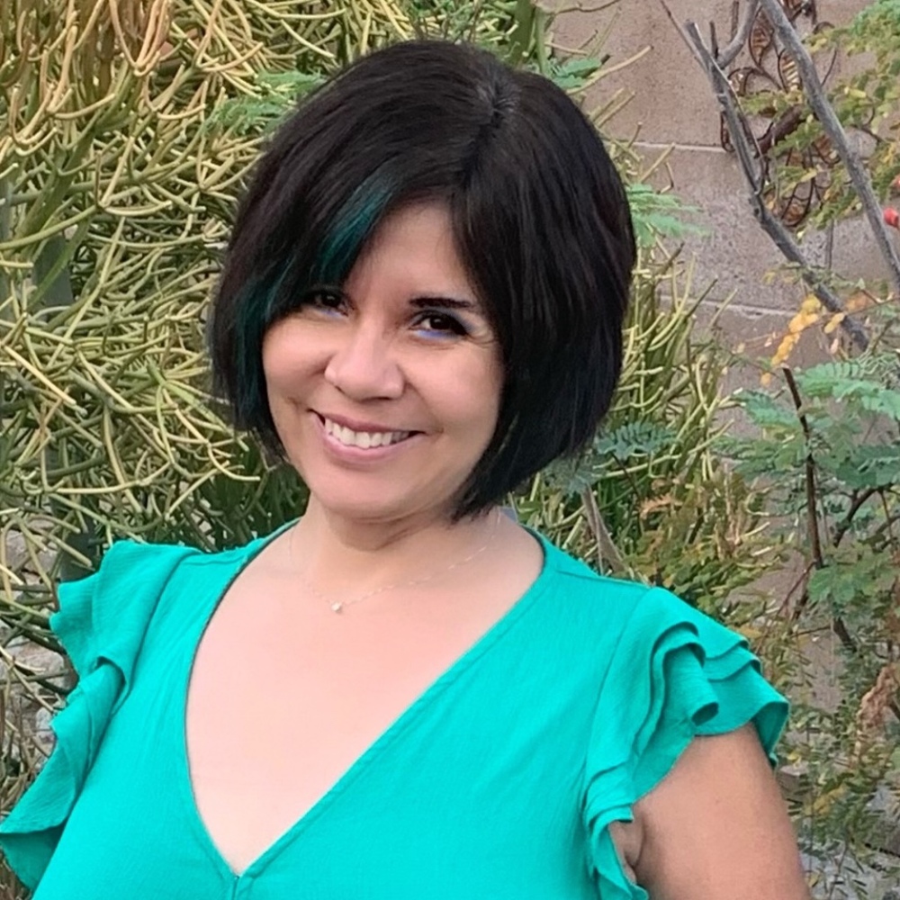 Meet your Posher, Adriana